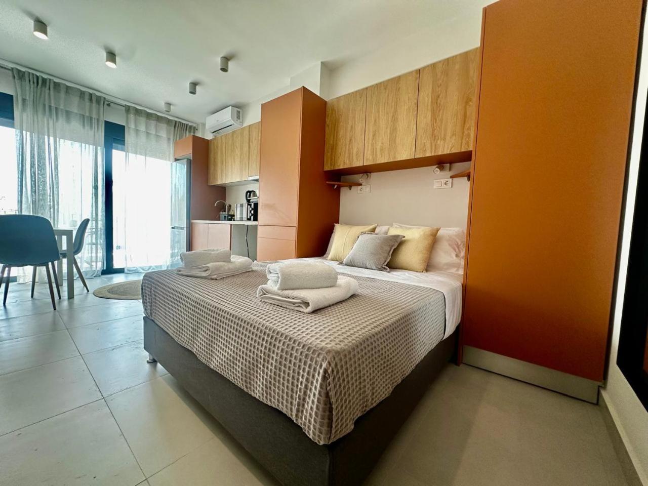 Alki-House Aparthotel Athens Ngoại thất bức ảnh